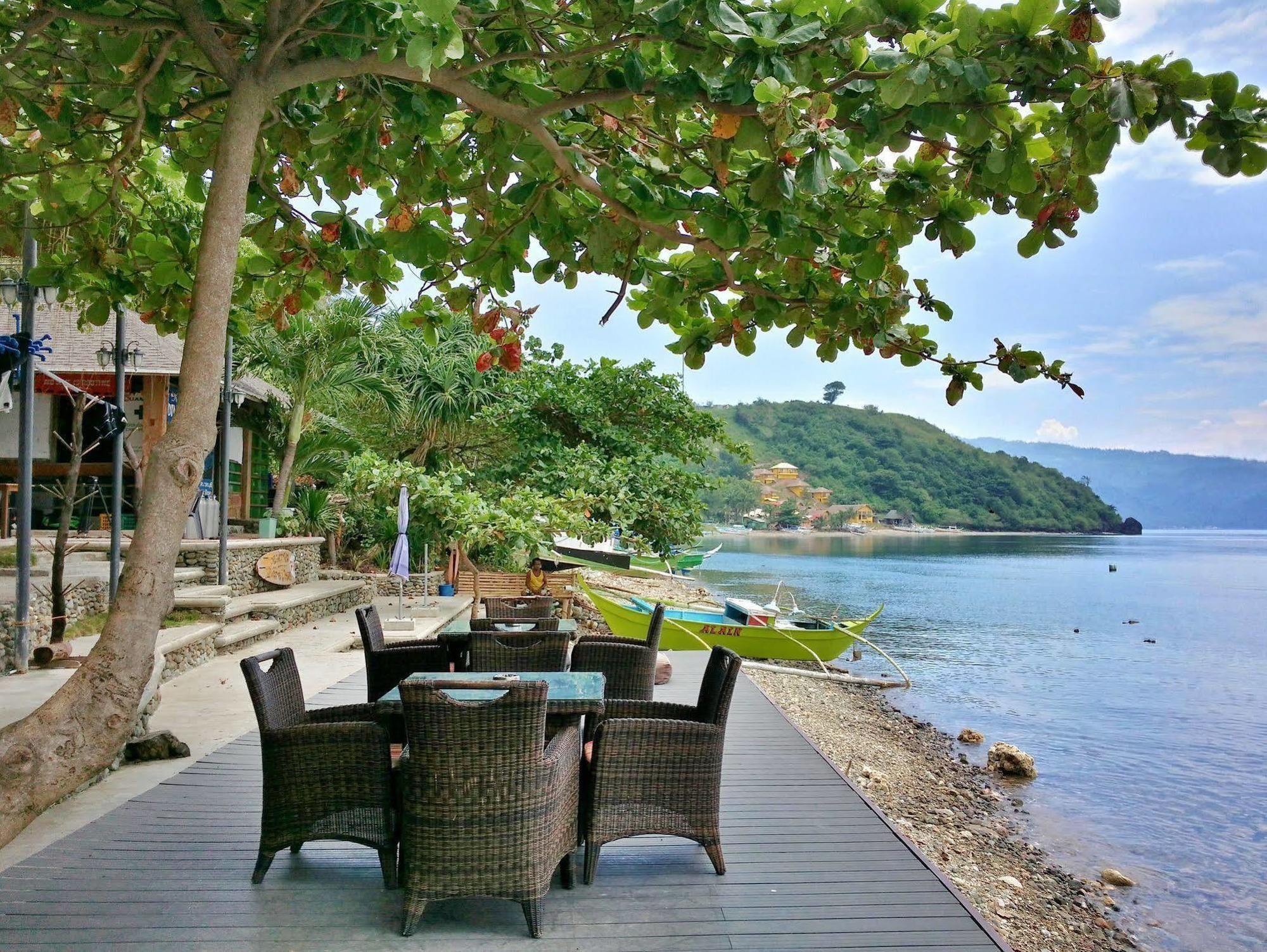 Hotel Planet Dive Mabini  Esterno foto